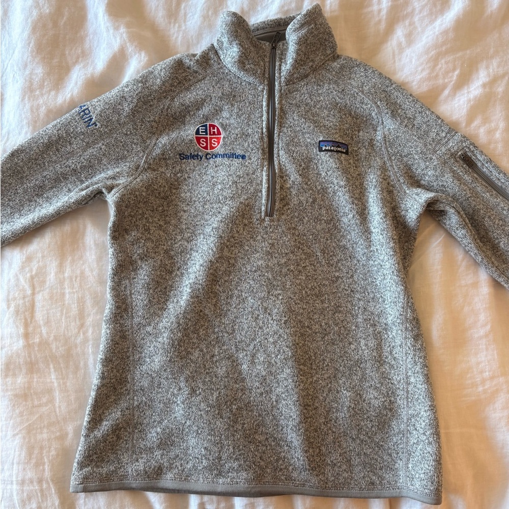 Patagonia Heathered Gray Fleece Pullover